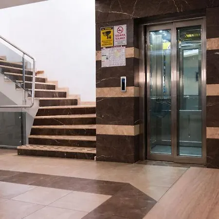 아파트호텔 Guckar Sehrinn 세리크